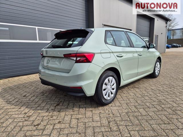 Skoda Fabia 1.0 TSI 95PS Selection 5-t&uuml;rig R&uuml;ckf.Kamera Parksensoren Sitzheizung Multifunktionslenkrad Klima Skoda-Radio Bluetooth Touchscreen Tempomat Nebelsch. Apple CarPlay + Android Auto 