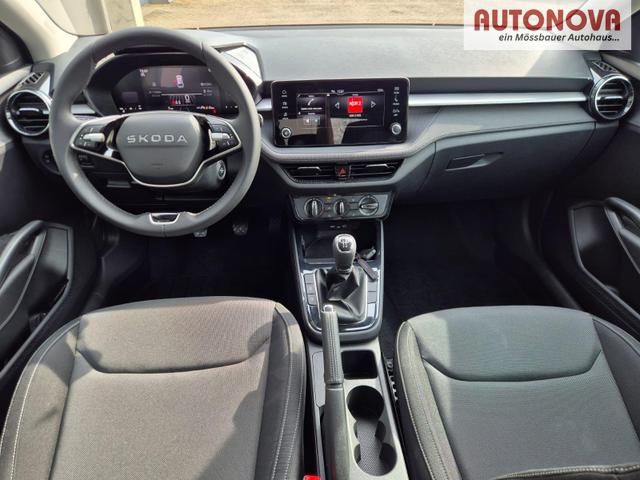 Skoda Fabia 1.0 TSI 95PS Selection 5-t&uuml;rig R&uuml;ckf.Kamera Parksensoren Sitzheizung Multifunktionslenkrad Klima Skoda-Radio Bluetooth Touchscreen Tempomat Nebelsch. Apple CarPlay + Android Auto 