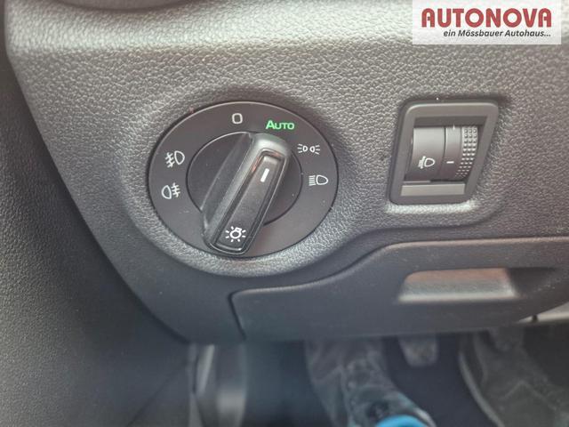 Skoda Fabia 1.0 TSI 95PS Selection 5-t&uuml;rig R&uuml;ckf.Kamera Parksensoren Sitzheizung Multifunktionslenkrad Klima Skoda-Radio Bluetooth Touchscreen Tempomat Nebelsch. Apple CarPlay + Android Auto 