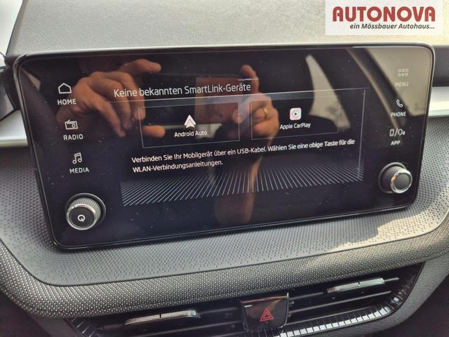Skoda Fabia 1.0 TSI 95PS Selection 5-t&uuml;rig R&uuml;ckf.Kamera Parksensoren Sitzheizung Multifunktionslenkrad Klima Skoda-Radio Bluetooth Touchscreen Tempomat Nebelsch. Apple CarPlay + Android Auto 