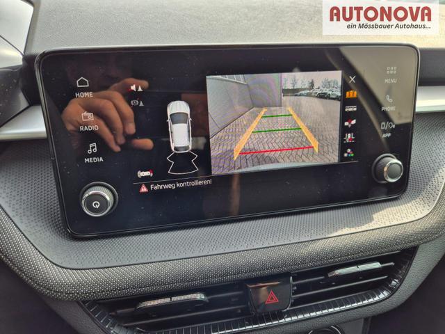 Skoda Fabia 1.0 TSI 95PS Selection 5-t&uuml;rig R&uuml;ckf.Kamera Parksensoren Sitzheizung Multifunktionslenkrad Klima Skoda-Radio Bluetooth Touchscreen Tempomat Nebelsch. Apple CarPlay + Android Auto 