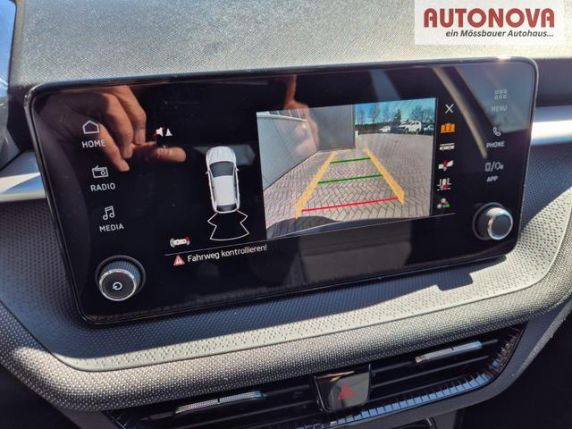 Skoda Fabia 1.0 TSI 95PS Selection 5-t&uuml;rig R&uuml;ckf.Kamera Parksensoren Sitzheizung Multifunktionslenkrad Klima Skoda-Radio Bluetooth Touchscreen Tempomat Nebelsch. Apple CarPlay + Android Auto 