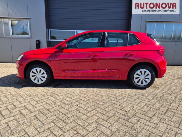 Skoda Fabia 1.0 TSI 95PS Selection 5-t&uuml;rig R&uuml;ckf.Kamera Parksensoren Sitzheizung Multifunktionslenkrad Klima Skoda-Radio Bluetooth Touchscreen Tempomat Nebelsch. Apple CarPlay + Android Auto 