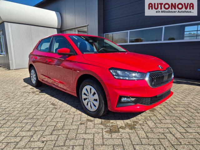 Skoda Fabia 1.0 TSI 95PS Selection 5-t&uuml;rig R&uuml;ckf.Kamera Parksensoren Sitzheizung Multifunktionslenkrad Klima Skoda-Radio Bluetooth Touchscreen Tempomat Nebelsch. Apple CarPlay + Android Auto 