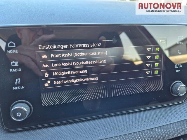 Skoda Fabia 1.0 TSI 95PS Selection 5-t&uuml;rig R&uuml;ckf.Kamera Parksensoren Sitzheizung Multifunktionslenkrad Klima Skoda-Radio Bluetooth Touchscreen Tempomat Nebelsch. Apple CarPlay + Android Auto 