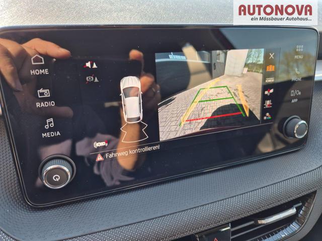 Skoda Fabia 1.0 TSI 95PS Selection 5-t&uuml;rig R&uuml;ckf.Kamera Parksensoren Sitzheizung Multifunktionslenkrad Klima Skoda-Radio Bluetooth Touchscreen Tempomat Nebelsch. Apple CarPlay + Android Auto 