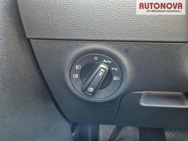 Skoda Karoq 1.5 TSI 150PS DSG Selection Klimaautomatik Sitzheizung Lenkradheizung ACC PDC v+h R&uuml;ckf.Kamera abg.Scheiben Apple CarPlay Android Auto 17"LM 