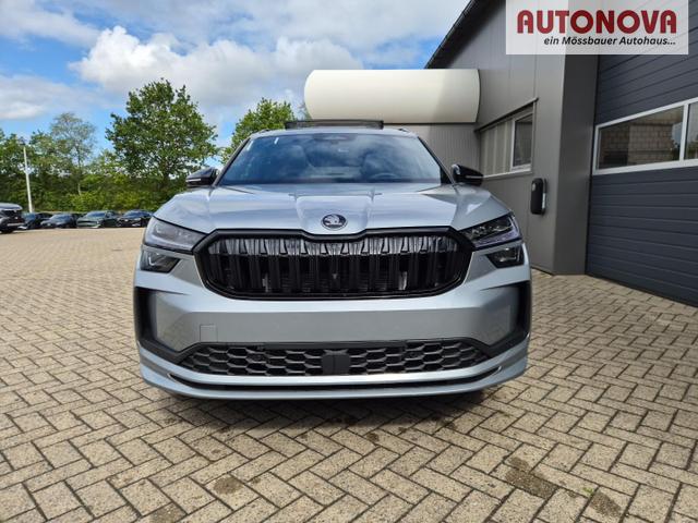 Skoda Kodiaq Sportline 1.5 TSI 204PS PHEV DSG schwenkb. AHK elektr. PanoDach HUD Alcantara PDC v+h 360&deg;Kamera CANTON Sound Klimaautomatik Sitzheizung Lenkradheizung Navi Apple CarPlay Android Auto 2xKeyless 19"LM vollelektr. Reichweite 116KM 