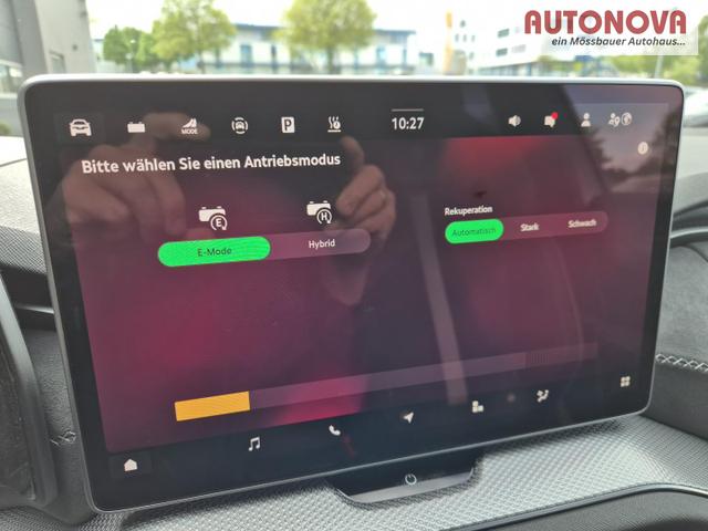 Skoda Kodiaq Sportline 1.5 TSI 204PS PHEV DSG schwenkb. AHK elektr. PanoDach HUD Alcantara PDC v+h 360&deg;Kamera CANTON Sound Klimaautomatik Sitzheizung Lenkradheizung Navi Apple CarPlay Android Auto 2xKeyless 19"LM vollelektr. Reichweite 116KM 