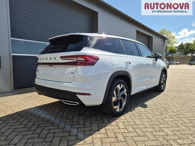 Skoda Kodiaq Sportline 1.5 TSI 204PS PHEV DSG schwenkb. AHK elektr. PanoDach HUD Alcantara PDC v+h 360&deg;Kamera CANTON Sound Klimaautomatik Sitzheizung Lenkradheizung Navi Apple CarPlay Android Auto 2xKeyless 19"LM vollelektr. Reichweite 116KM 