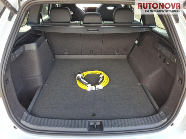Skoda Kodiaq Sportline 1.5 TSI 204PS PHEV DSG schwenkb. AHK elektr. PanoDach HUD Alcantara PDC v+h 360&deg;Kamera CANTON Sound Klimaautomatik Sitzheizung Lenkradheizung Navi Apple CarPlay Android Auto 2xKeyless 19"LM vollelektr. Reichweite 116KM 