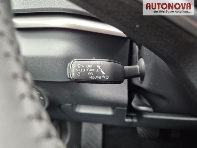 Skoda Karoq 1.5 TSI 150PS DSG Selection Klimaautomatik Sitzheizung Lenkradheizung ACC PDC v+h R&uuml;ckf.Kamera abg.Scheiben Apple CarPlay Android Auto 17"LM 