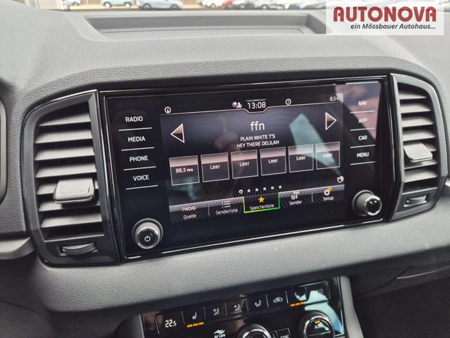 Skoda Karoq 1.5 TSI 150PS DSG Selection Klimaautomatik Sitzheizung Lenkradheizung ACC PDC v+h R&uuml;ckf.Kamera abg.Scheiben Apple CarPlay Android Auto 17"LM 