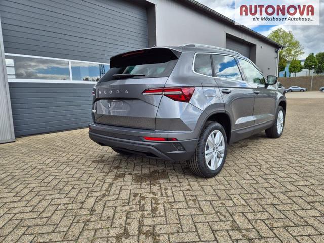 Skoda Karoq 1.5 TSI 150PS DSG Selection Klimaautomatik Sitzheizung Lenkradheizung ACC PDC v+h R&uuml;ckf.Kamera abg.Scheiben Apple CarPlay Android Auto 17"LM 
