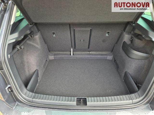 Skoda Karoq 1.5 TSI 150PS DSG Selection Klimaautomatik Sitzheizung Lenkradheizung ACC PDC v+h R&uuml;ckf.Kamera abg.Scheiben Apple CarPlay Android Auto 17"LM 