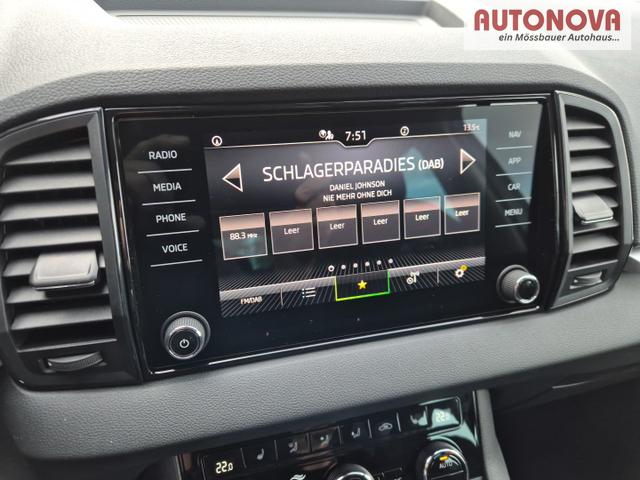 Skoda Karoq 1.5 TSI 150PS DSG Selection Klimaautomatik Sitzheizung Lenkradheizung ACC PDC v+h R&uuml;ckf.Kamera abg.Scheiben Apple CarPlay Android Auto 17"LM 