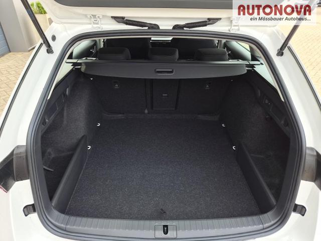 Skoda Octavia Combi 1.5 TSI 150PS m-HEV DSG Selection AHK Klimaautomatik ACC PDC v+h R&uuml;ckf.Kamera Sitzheizung TWA Apple CarPlay Android Auto 16"LM 