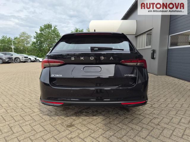 Skoda Octavia Combi 1.5 TSI 150PS m-HEV DSG Selection AHK Klimaautomatik ACC PDC v+h R&uuml;ckf.Kamera Sitzheizung TWA Apple CarPlay Android Auto 16"LM 