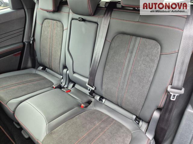 Ford Kuga ST-Line X 243PS PHEV Automatik HuD Matrix-LED schwenkb. AHK elektr. PanoDach Sitzheizung v+h Lenkradheizung Frontscheibe beheizb. Navi SYNC4 Apple CarPlay Android Auto Touchscreen PDC 4xKamera 2xKeyless B+O Sound 18"LM vollelektr. Reichweite 65K 