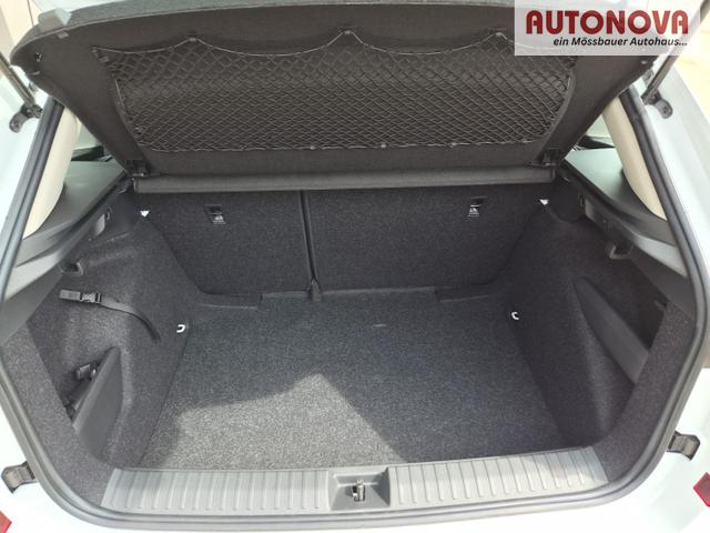 Skoda Kamiq 1.0 TSI 115PS DSG Selection R&uuml;ckf.Kamera PDC v+h Sitzheizung Klimaautomatik Skoda-Radio Apple CarPlay + Android Auto Tempomat Garantieverl&auml;ngerung 16"LM 