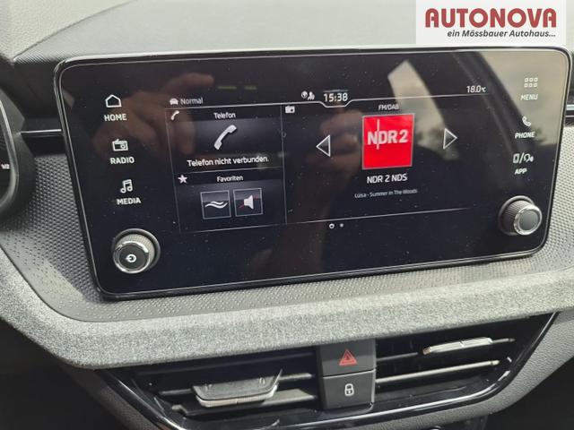 Skoda Kamiq 1.0 TSI 115PS DSG Selection R&uuml;ckf.Kamera PDC v+h Sitzheizung Klimaautomatik Skoda-Radio Apple CarPlay + Android Auto Tempomat Garantieverl&auml;ngerung 16"LM 