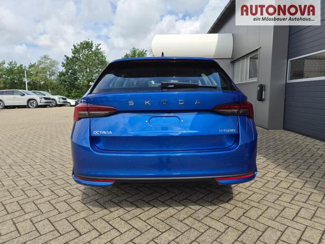 Skoda Octavia Combi 1.5 TSI 150PS m-HEV DSG Selection AHK Klimaautomatik ACC PDC v+h R&uuml;ckf.Kamera Sitzheizung TWA Apple CarPlay Android Auto 16"LM 