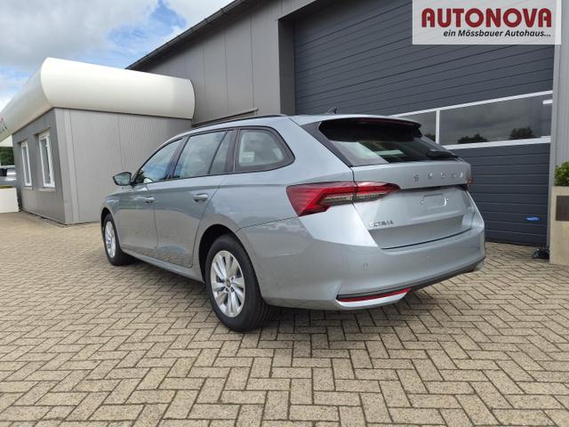 Skoda Octavia Combi 1.5 TSI 150PS m-HEV DSG Selection AHK Klimaautomatik ACC PDC v+h R&uuml;ckf.Kamera Sitzheizung TWA Apple CarPlay Android Auto 16"LM 