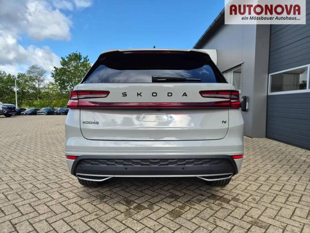 Skoda Kodiaq Sportline 1.5 TSI 204PS PHEV DSG schwenkb. AHK elektr. PanoDach HUD Alcantara PDC v+h 360&deg;Kamera CANTON Sound Klimaautomatik Sitzheizung Lenkradheizung Navi Apple CarPlay Android Auto 2xKeyless 19"LM vollelektr. Reichweite 116KM 