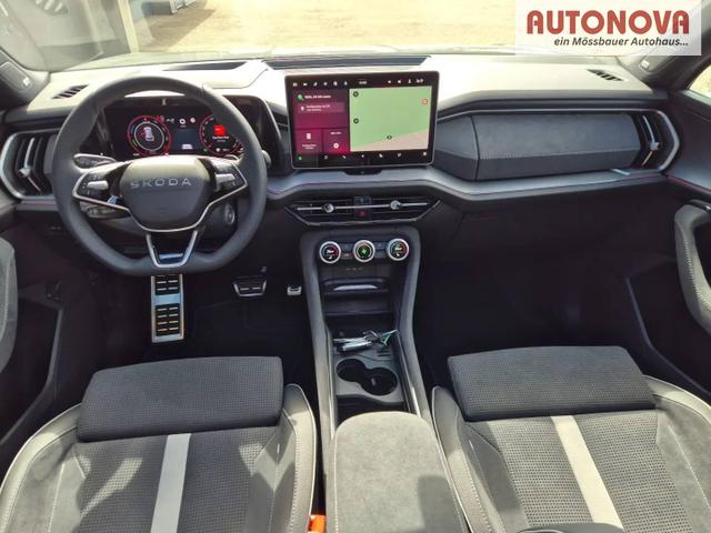 Skoda Kodiaq Sportline 1.5 TSI 204PS PHEV DSG schwenkb. AHK elektr. PanoDach HUD Alcantara PDC v+h 360&deg;Kamera CANTON Sound Klimaautomatik Sitzheizung Lenkradheizung Navi Apple CarPlay Android Auto 2xKeyless 19"LM vollelektr. Reichweite 116KM 