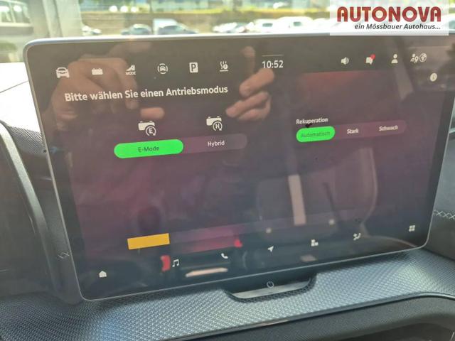 Skoda Kodiaq Sportline 1.5 TSI 204PS PHEV DSG schwenkb. AHK elektr. PanoDach HUD Alcantara PDC v+h 360&deg;Kamera CANTON Sound Klimaautomatik Sitzheizung Lenkradheizung Navi Apple CarPlay Android Auto 2xKeyless 19"LM vollelektr. Reichweite 116KM 