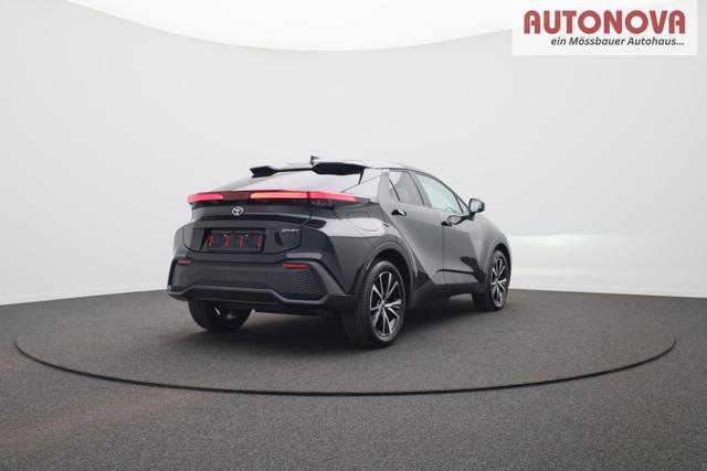 Toyota C-HR 2.0-l-VVT-i 223PS PHEV Automatik Teamplayer Voll-LED elektr. Heckklappe Sitzheizung Lenkradheizung Klimaautomatik Navi Bluetooth wireless Apple CarPlay + Android Auto ACC PDC v+h R&uuml;ckf.Kamera 18"LM vollelektr. Reichweite 66KM 