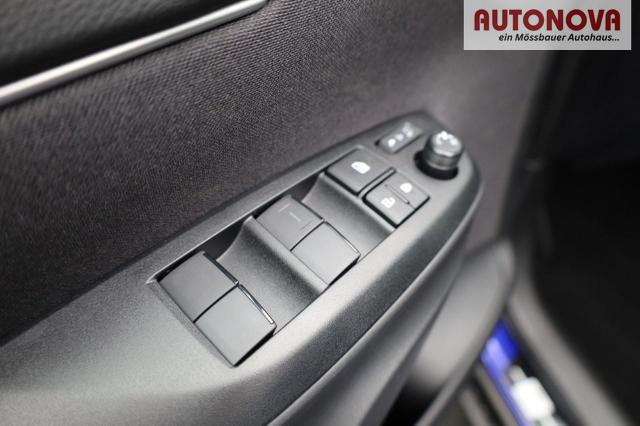 Toyota Yaris Cross 1.5-l 130PS HEV Automatik Style Matrix-LED 4xKamera elektr. Heckklappe Sitzheizung Lenkradheizung Klimaautomatik Navi Bluetooth wireless Apple CarPlay + Android Auto ACC PDC v+h 18"LM 