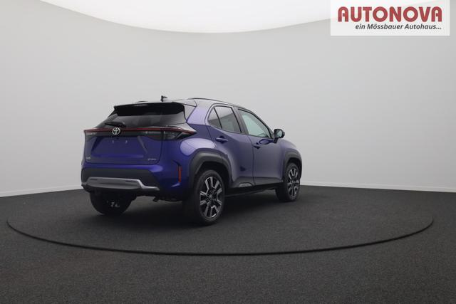 Toyota Yaris Cross 1.5-l 130PS HEV Automatik Style Matrix-LED 4xKamera elektr. Heckklappe Sitzheizung Lenkradheizung Klimaautomatik Navi Bluetooth wireless Apple CarPlay + Android Auto ACC PDC v+h 18"LM 