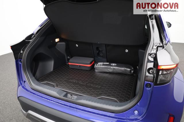 Toyota Yaris Cross 1.5-l 130PS HEV Automatik Style Matrix-LED 4xKamera elektr. Heckklappe Sitzheizung Lenkradheizung Klimaautomatik Navi Bluetooth wireless Apple CarPlay + Android Auto ACC PDC v+h 18"LM 