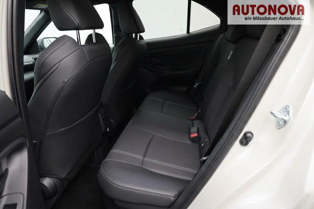 Toyota Yaris Cross 1.5-l 130PS HEV Automatik Style Matrix-LED 4xKamera elektr. Heckklappe Sitzheizung Lenkradheizung Klimaautomatik Navi Bluetooth wireless Apple CarPlay + Android Auto ACC PDC v+h 18"LM 