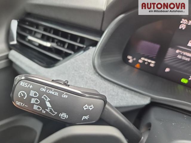 Skoda Scala 1.0 TSI 115PS DSG Selection AHK schwenkb. Klimaautomatik Sitzheizung PDC R&uuml;ckf.Kamera Apple CarPlay Android Auto 