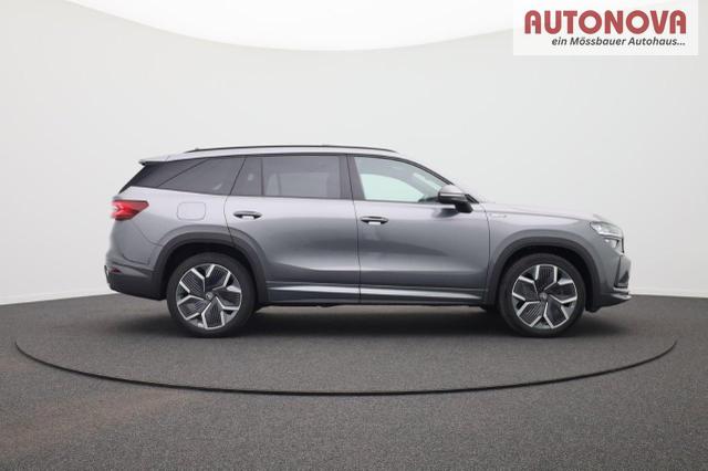 Skoda Kodiaq Sportline 1.5 TSI 204PS PHEV DSG Sitzheizung v+h Frontscheibe beheizb. 20"LM schwenkb. AHK elektr. PanoDach Alcantara PDC R&uuml;ckf.Kamera Klimaautomatik Lenkradheizung Navi Apple CarPlay Android Auto 2xKeyless vollelektr. Reichweite 116KM 
