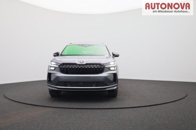 Skoda Kodiaq Sportline 1.5 TSI 204PS PHEV DSG Sitzheizung v+h Frontscheibe beheizb. 20"LM schwenkb. AHK elektr. PanoDach Alcantara PDC R&uuml;ckf.Kamera Klimaautomatik Lenkradheizung Navi Apple CarPlay Android Auto 2xKeyless vollelektr. Reichweite 116KM 