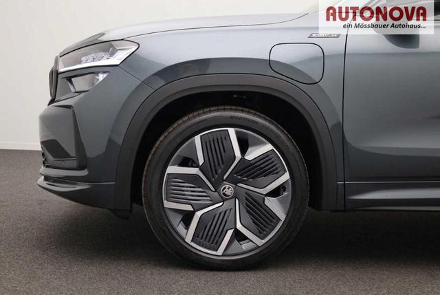 Skoda Kodiaq Sportline 1.5 TSI 204PS PHEV DSG Sitzheizung v+h Frontscheibe beheizb. 20"LM schwenkb. AHK elektr. PanoDach Alcantara PDC R&uuml;ckf.Kamera Klimaautomatik Lenkradheizung Navi Apple CarPlay Android Auto 2xKeyless vollelektr. Reichweite 116KM 