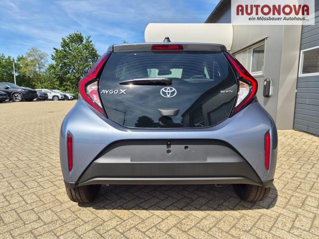 Toyota Aygo X Pure 1.5 Hybrid 116PS Automatik Sitzheizung Klimaautomatik R&uuml;ckf.Kamera AbstandsTempomat Nebelscheinw. Multifunktionslenkrad Bluetooth Touchscreen Apple CarPlay + Android Auto 2xKeyless 