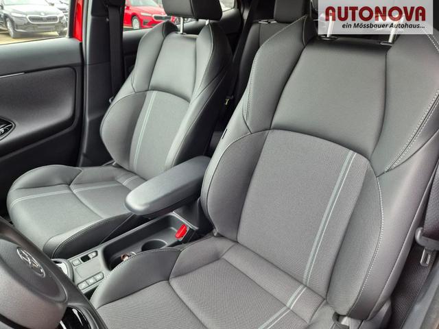 Toyota Yaris Cross 1.5-l 130PS HEV Automatik Style Matrix-LED 4xKamera elektr. Heckklappe Sitzheizung Lenkradheizung Klimaautomatik Navi Bluetooth wireless Apple CarPlay + Android Auto ACC PDC v+h 18"LM 
