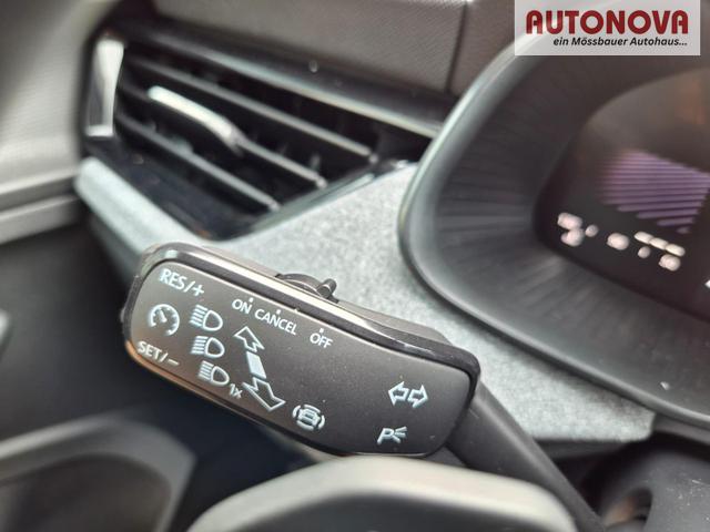 Skoda Kamiq 1.5 TSI 150PS DSG Selection Klimaautomatik Sitzheizung R&uuml;ckf.Kamera PDC Apple CarPlay + Android Auto Tempomat Garantieverl&auml;ngerung 16"LM 