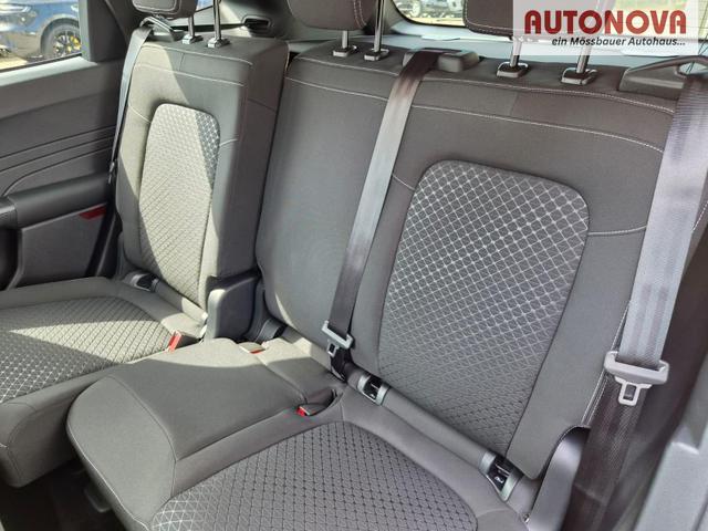 Ford Kuga Titanium 243PS PHEV Automatik elektr. PanoDach Sitzheizung v+h Lenkradheizung Frontscheibe beheizb. Klimaautomatik Navi SYNC4 Apple CarPlay Android Auto Touchscreen PDC 4xKamera 2xKeyless 17"LM vollelektr. Reichweite 66KM 