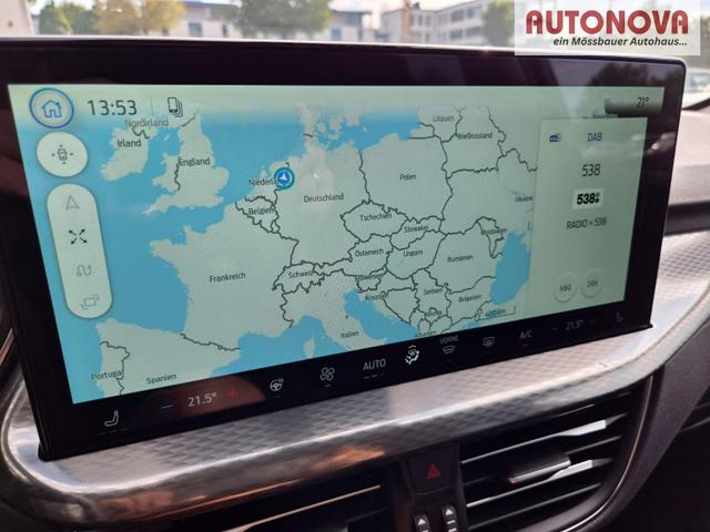 Ford Kuga Titanium 243PS PHEV Automatik elektr. PanoDach Sitzheizung v+h Lenkradheizung Frontscheibe beheizb. Klimaautomatik Navi SYNC4 Apple CarPlay Android Auto Touchscreen PDC 4xKamera 2xKeyless 17"LM vollelektr. Reichweite 66KM 
