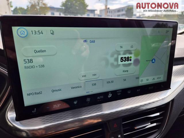 Ford Kuga Titanium 243PS PHEV Automatik elektr. PanoDach Sitzheizung v+h Lenkradheizung Frontscheibe beheizb. Klimaautomatik Navi SYNC4 Apple CarPlay Android Auto Touchscreen PDC 4xKamera 2xKeyless 17"LM vollelektr. Reichweite 66KM 