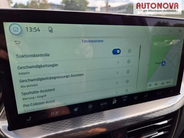 Ford Kuga Titanium 243PS PHEV Automatik elektr. PanoDach Sitzheizung v+h Lenkradheizung Frontscheibe beheizb. Klimaautomatik Navi SYNC4 Apple CarPlay Android Auto Touchscreen PDC 4xKamera 2xKeyless 17"LM vollelektr. Reichweite 66KM 