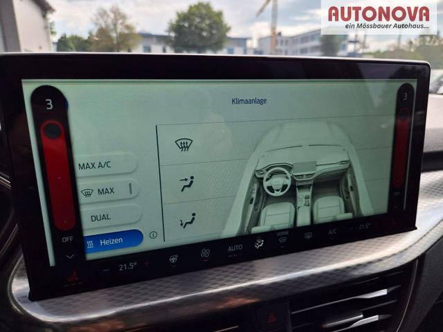 Ford Kuga Titanium 243PS PHEV Automatik elektr. PanoDach Sitzheizung v+h Lenkradheizung Frontscheibe beheizb. Klimaautomatik Navi SYNC4 Apple CarPlay Android Auto Touchscreen PDC 4xKamera 2xKeyless 17"LM vollelektr. Reichweite 66KM 