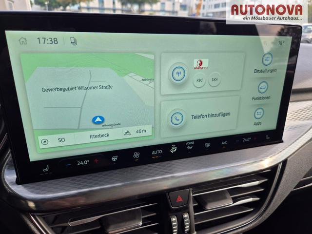 Ford Kuga Titanium 243PS PHEV Automatik schwenkb. AHK elektr. PanoDach Sitzheizung v+h Lenkradheizung Frontscheibe beheizb. Klimaautomatik Navi SYNC4 Apple CarPlay Android Auto Touchscreen PDC 4xKamera 2xKeyless 17"LM vollelektr. Reichweite 66KM 