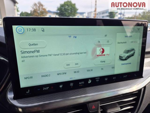 Ford Kuga Titanium 243PS PHEV Automatik schwenkb. AHK elektr. PanoDach Sitzheizung v+h Lenkradheizung Frontscheibe beheizb. Klimaautomatik Navi SYNC4 Apple CarPlay Android Auto Touchscreen PDC 4xKamera 2xKeyless 17"LM vollelektr. Reichweite 66KM 