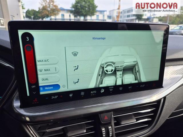 Ford Kuga Titanium 243PS PHEV Automatik schwenkb. AHK elektr. PanoDach Sitzheizung v+h Lenkradheizung Frontscheibe beheizb. Klimaautomatik Navi SYNC4 Apple CarPlay Android Auto Touchscreen PDC 4xKamera 2xKeyless 17"LM vollelektr. Reichweite 66KM 